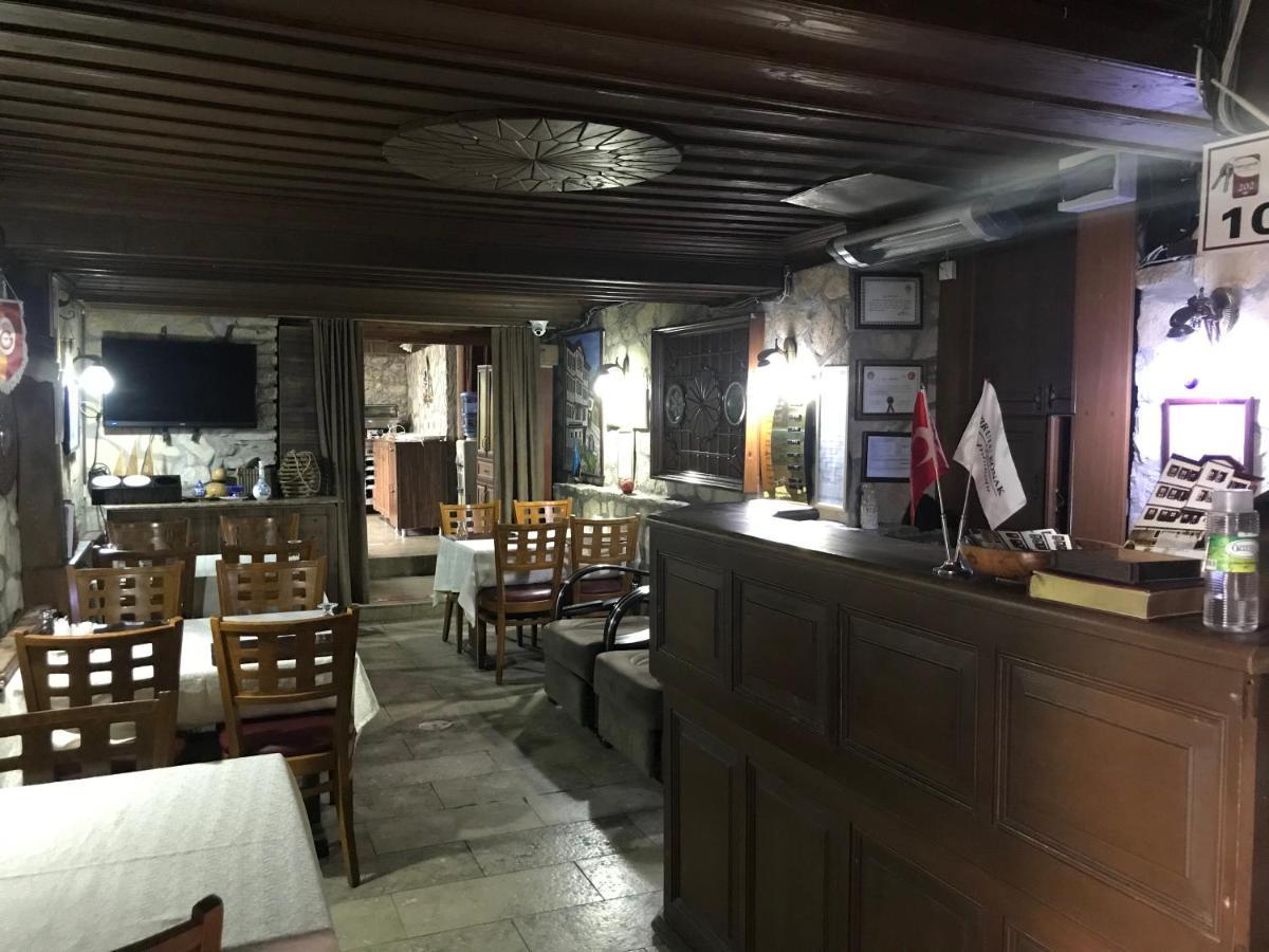 博如鲁科卡酒店 萨夫兰博卢 外观 照片