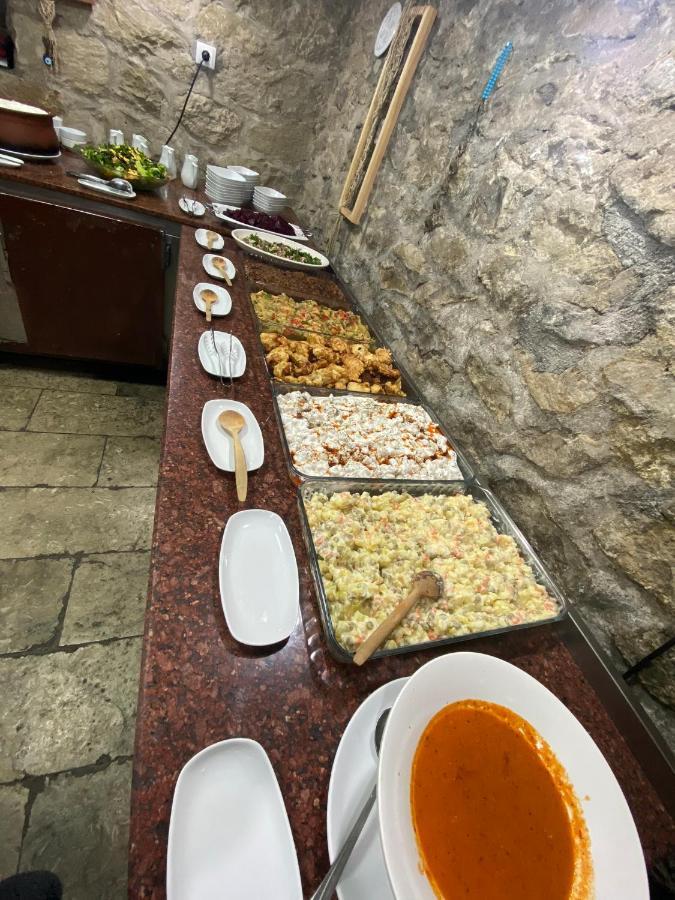 博如鲁科卡酒店 萨夫兰博卢 外观 照片